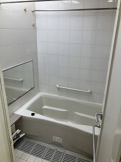 バス・シャワールーム　お風呂で日々の疲れを落としましょう