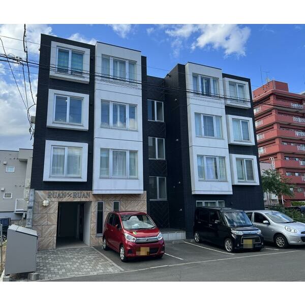 建物外観　★円山エリアのデザイナーズMS！★エアコン・ネット無料完備！