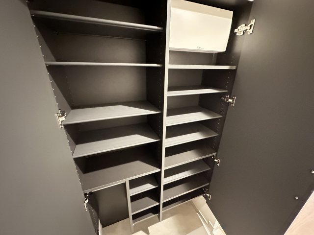 収納　シューズBOX