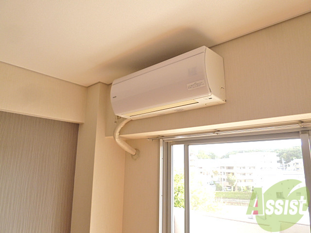 その他設備　お部屋にはエアコンが２基付いてます。初期費用も削減できます！