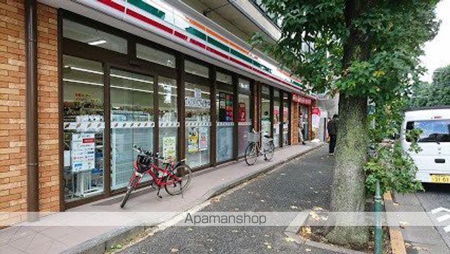 コンビニ　セブンイレブン（コンビニ）まで335m
