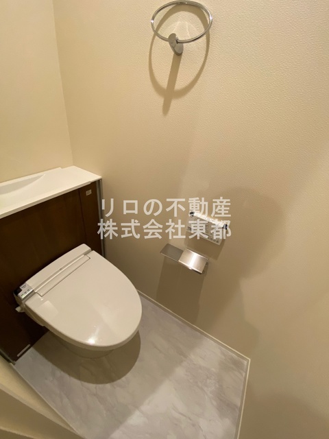 トイレ　洗浄便座付です！