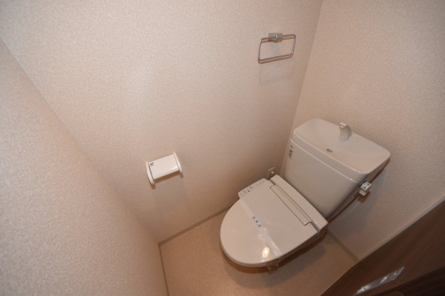 トイレ　コンパクトで使いやすいトイレです