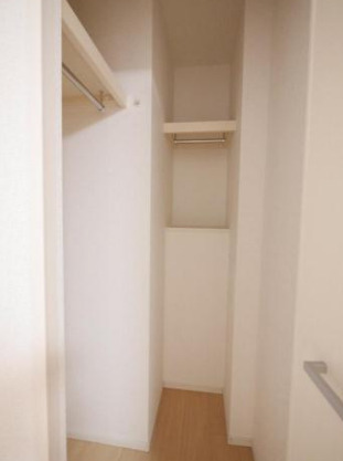 収納　※別部屋の参考写真です。