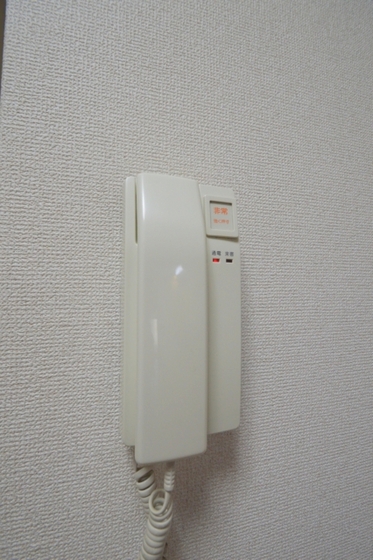 セキュリティ　音声付インターホンで安心！（＾＾）！