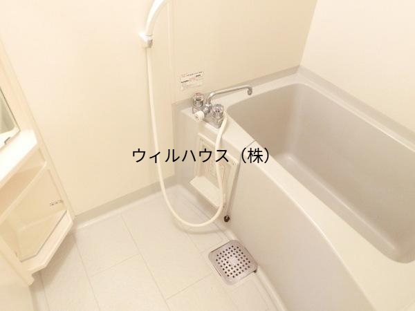 バス・シャワールーム　綺麗なお風呂！