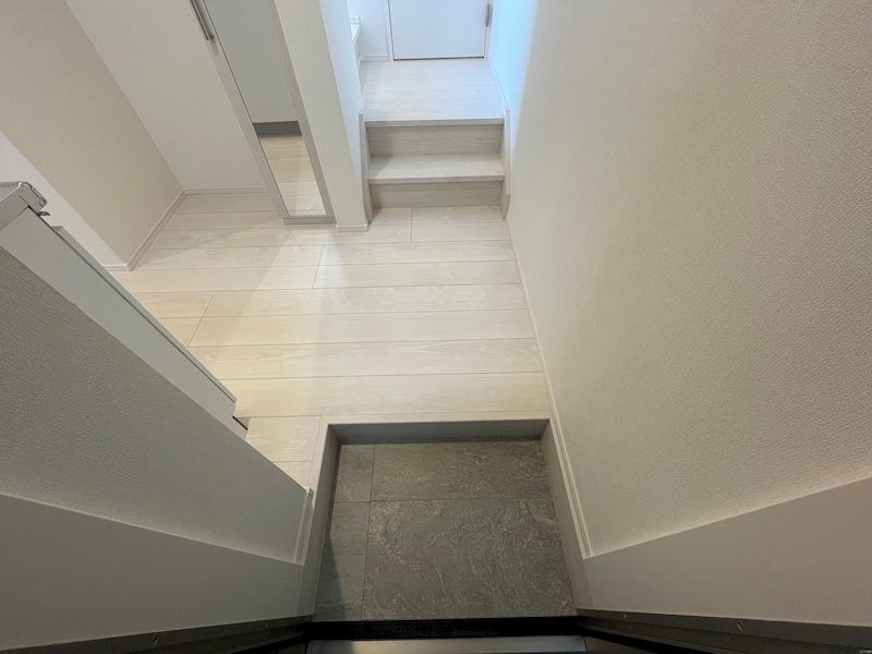 玄関　別号室