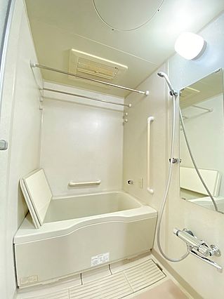 バス・シャワールーム　別部屋参考写真