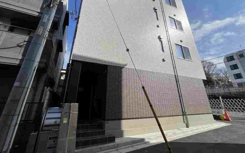エントランス　弊社は都内全域の物件をご紹介可能です！