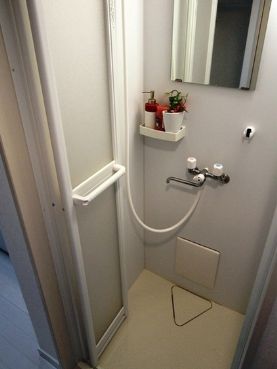 バス・シャワールーム　シャワールーム・トイレ別（同一仕様写真）