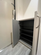 玄関　内装は別部屋の参考写真です。