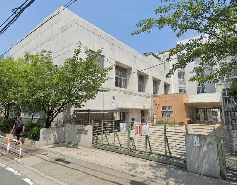 小学校　島根小学校（小学校）まで400m