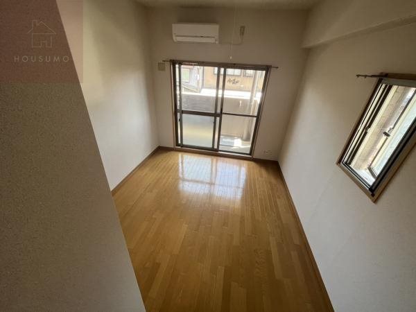 その他部屋・スペース　使い勝手のいい寝室です