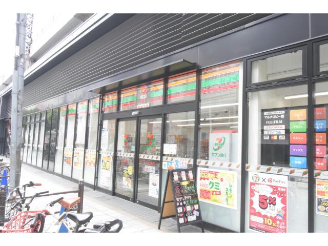 コンビニ　セブンイレブンハートインJR福島駅前店（コンビニ）まで370m