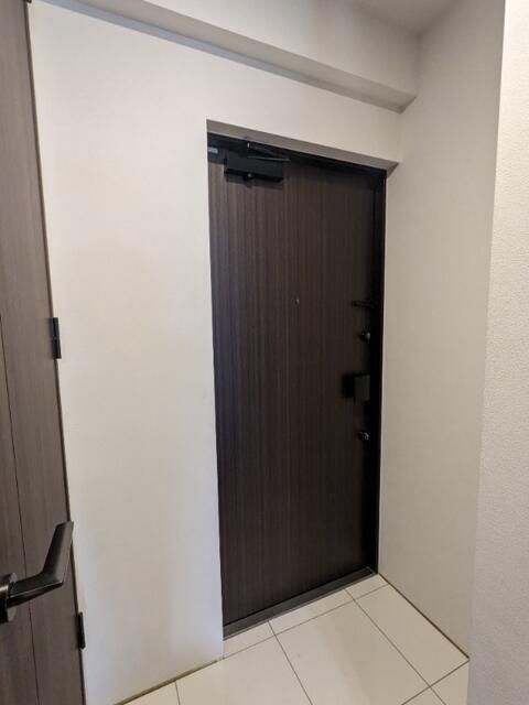 玄関　プロスタイルウェルス豊洲イースト