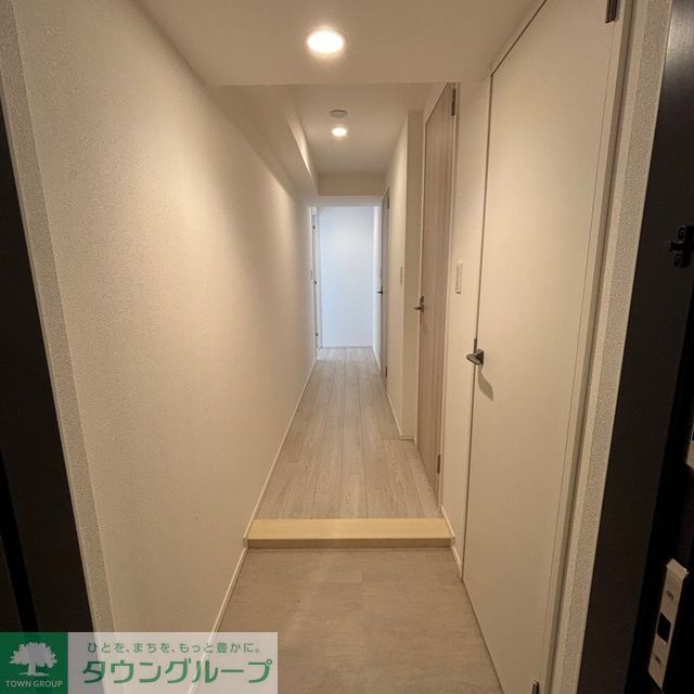 玄関　※写真は同タイプ住戸です。