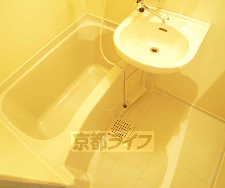 バス・シャワールーム　お風呂です。
