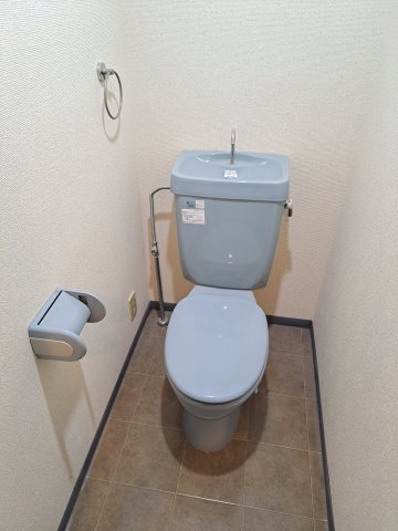 トイレ　キレイな個室空間です