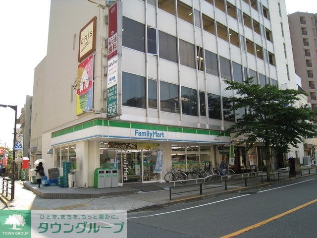 コンビニ　ファミリーマート聖蹟桜ヶ丘店（コンビニ）まで505m