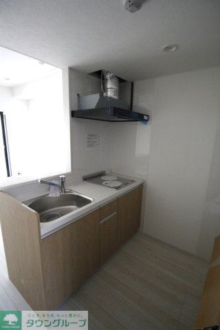 キッチン　別部屋の写真になりますので実際のお部屋内見願います。