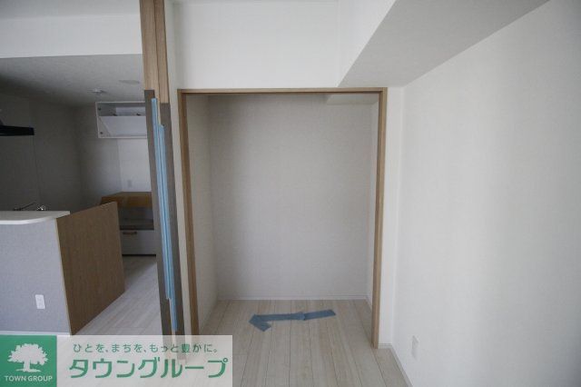 収納　別部屋の写真になりますので実際のお部屋内見願います