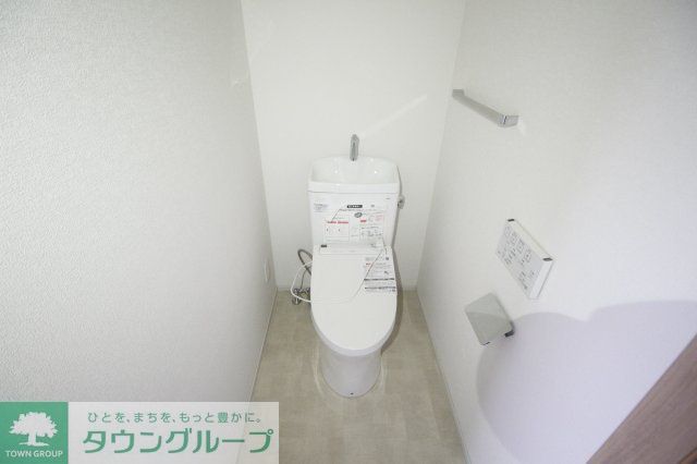 トイレ　別部屋の写真になりますので実際のお部屋内見願います。