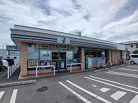 コンビニ　セブンイレブン伏石店さん（コンビニ）まで80m