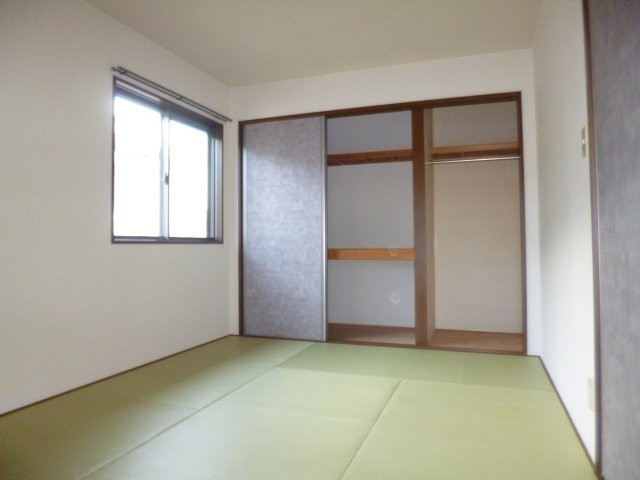 収納　和室（モダン畳）