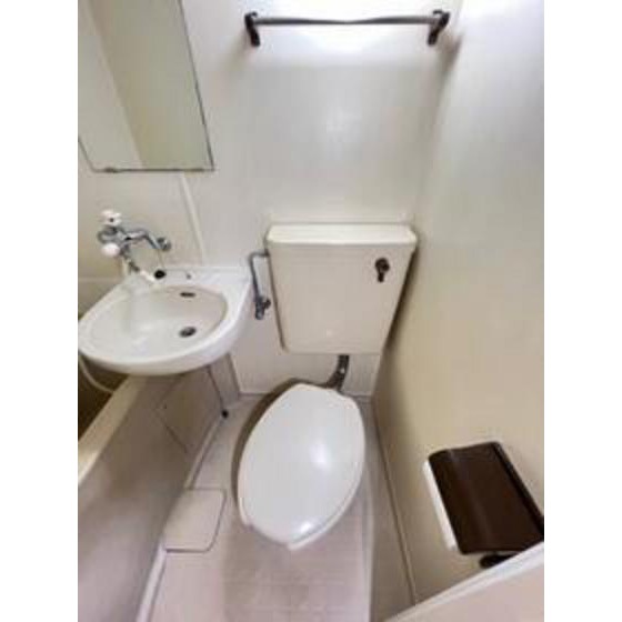 トイレ　※他部屋参考写真