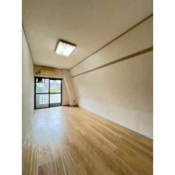 居室・リビング　※他部屋参考写真