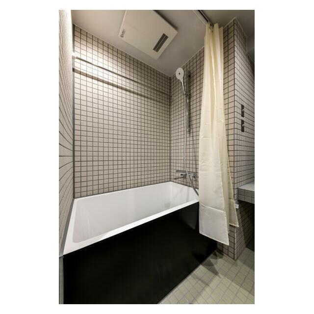 バス・シャワールーム　※室内写真は全て同じタイプ別お部屋の写真になります。