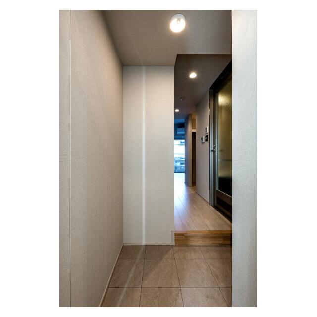 玄関　※室内写真は全て同じタイプ別お部屋の写真になります。