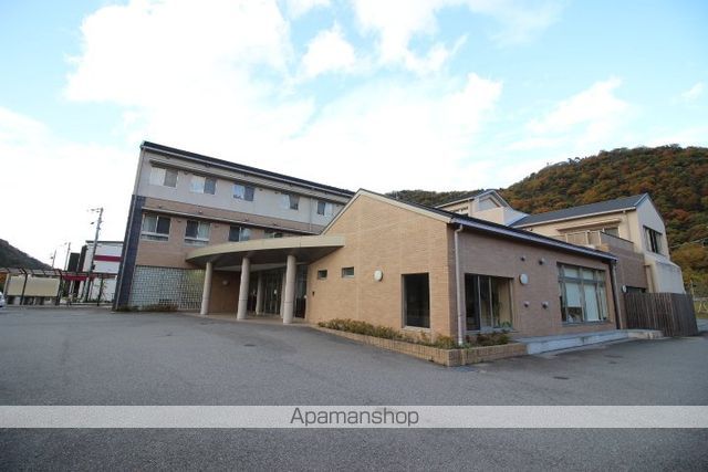 病院　松本ホームメディカルクリニック（病院）まで527m