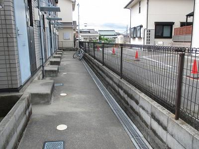 ＪＲ播但線 京口駅 徒歩11分 2階建 築27年の玄関写真