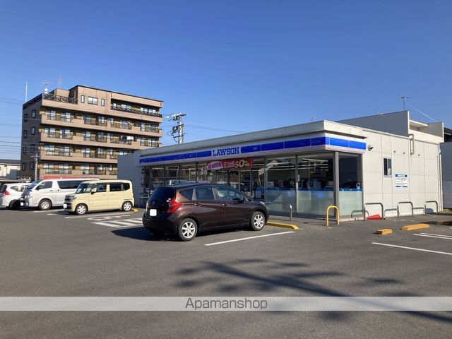 コンビニ　ローソン各務原那加前洞新町店（コンビニ）まで493m