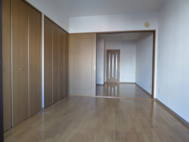 その他設備　バルコニー側から撮影