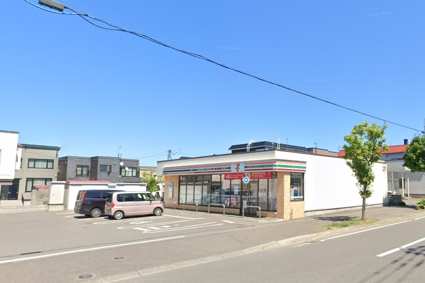 コンビニ　セブンイレブン札幌西野５条店（コンビニ）まで3904m