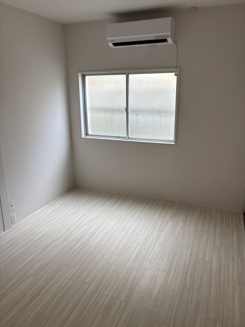 シエル中山手の居間写真