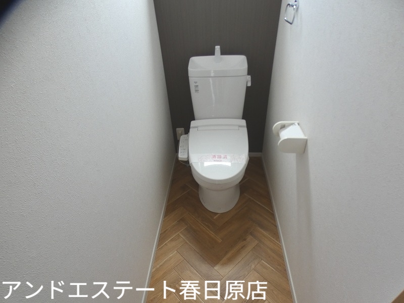 トイレ　ウォシュレット設置済み