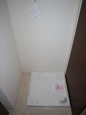 その他　室内洗濯機置場です