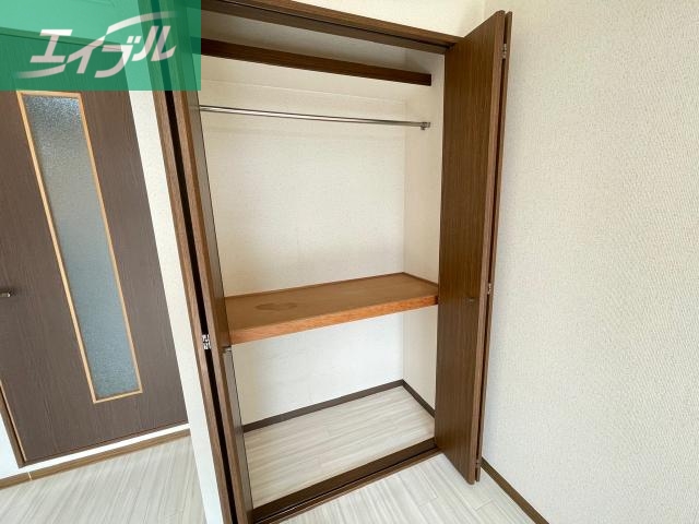 収納　クローゼット