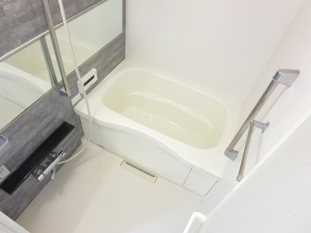 バス・シャワールーム　オシャレな浴室
