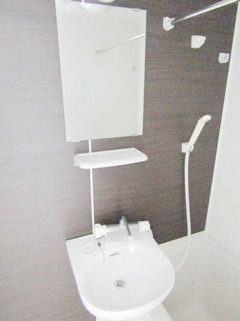 洗面設備　★★鏡ついてます★★