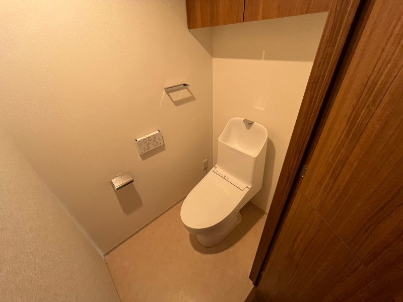 トイレ　トイレです。ウォシュレット付を探している方、おすすめです！