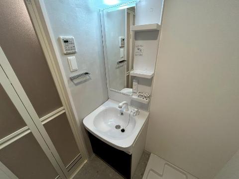 洗面設備　洗髪洗面化粧台