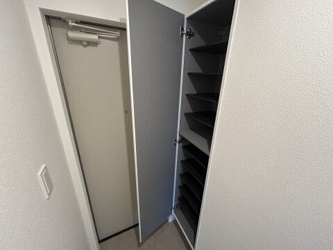 玄関　明るい玄関です