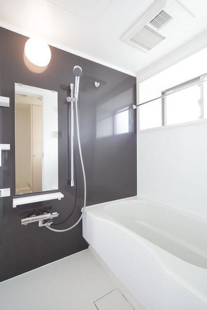 バス・シャワールーム　※写真は同タイプ住戸です。