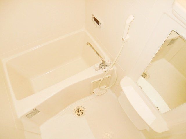 バス・シャワールーム　浴室乾燥機付き
