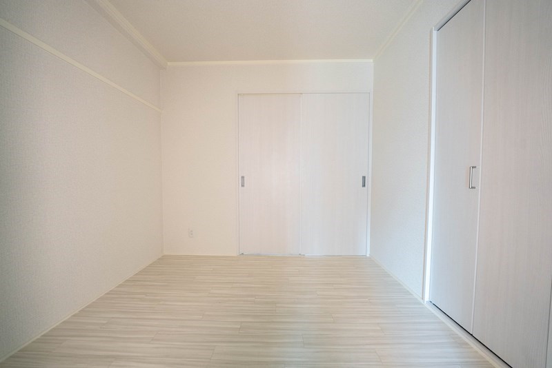 マンションエイトの居間写真