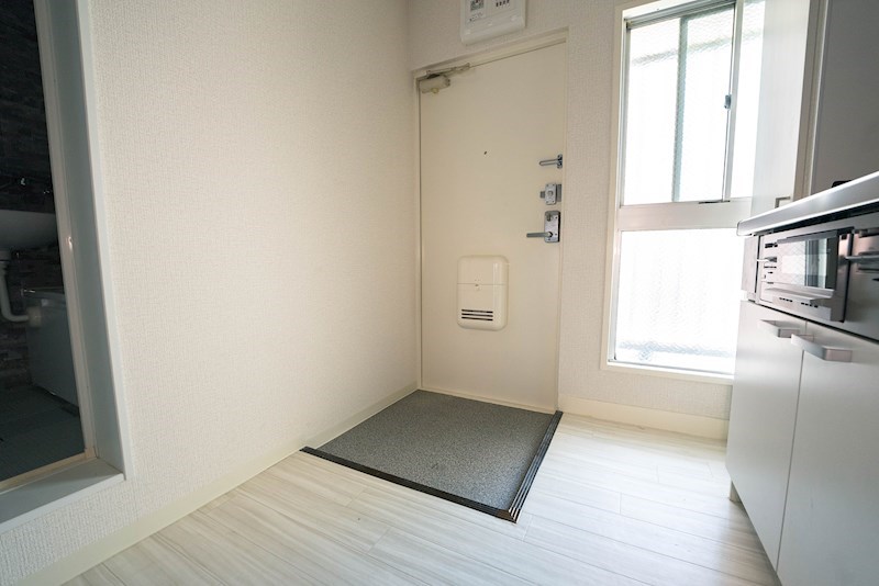 マンションエイトの玄関写真